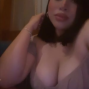 Meet your Posher, Stephany